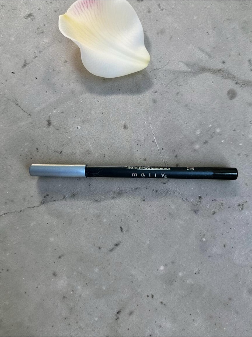 Mally Beauty Eyeliner Pencil – Black – Long Wear